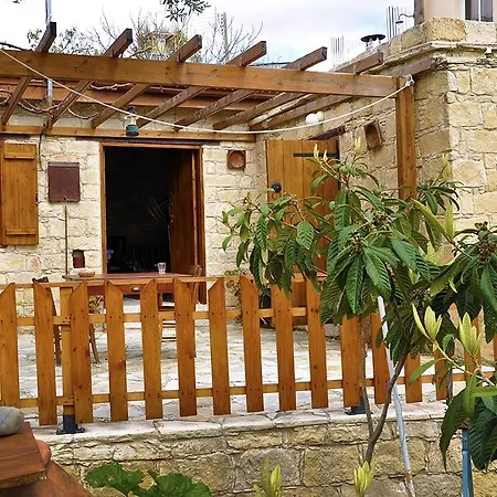 Giagias Village Country * Agios Amvrosios (Limassol)